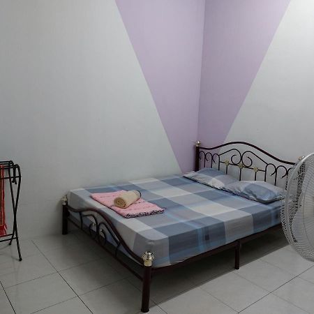 Bota Pelangi Homestay מראה חיצוני תמונה