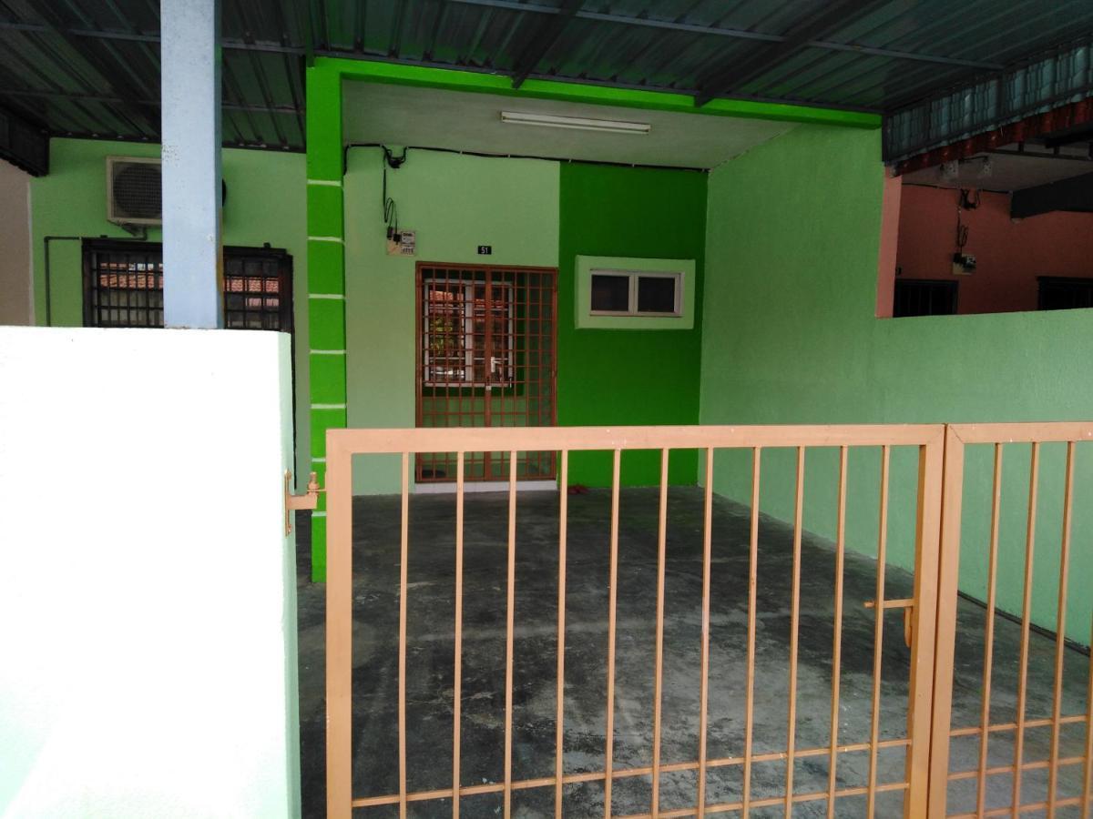 Bota Pelangi Homestay מראה חיצוני תמונה
