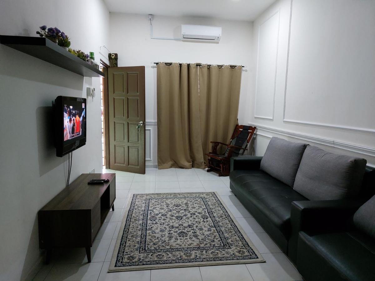 Bota Pelangi Homestay מראה חיצוני תמונה